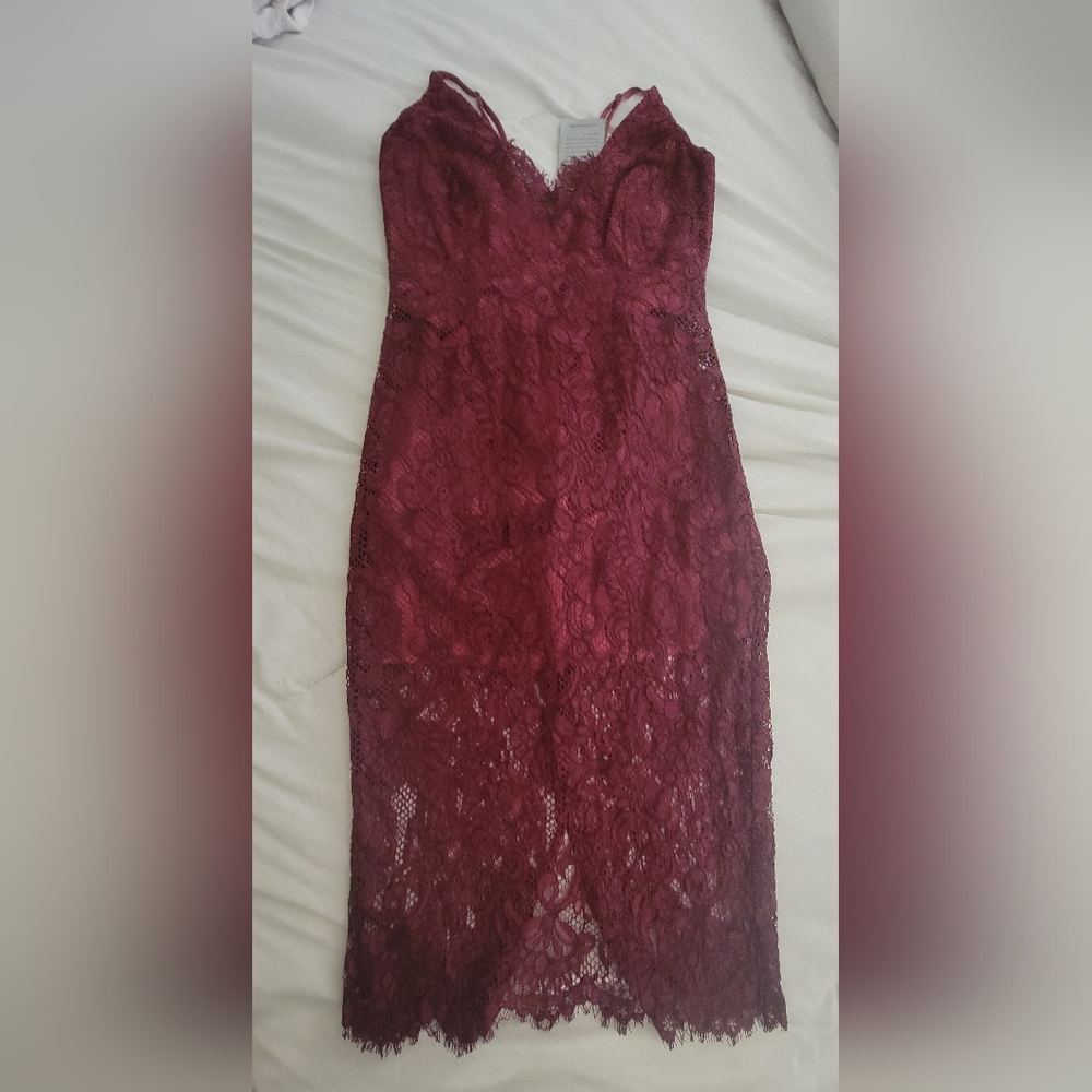 BARDOT Lace Pencil Dress in Burgundy